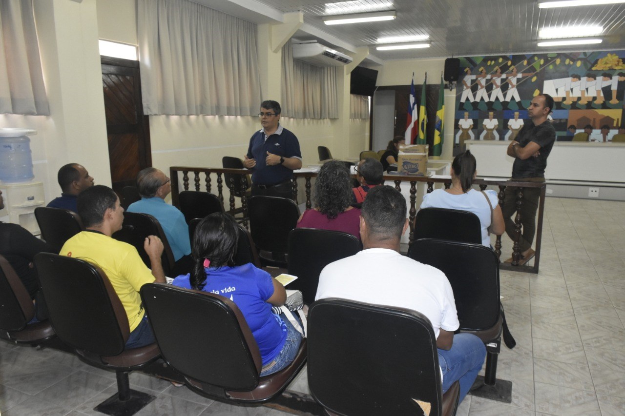 Camacã: Sala do Empreendedor promove encontro entre SEBRA e comerciantes

